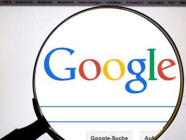 Google и Facebook няма да допускат неваксинирани служители в офисите