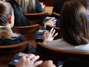 Парламентът освободи Пламен Николов като премиер