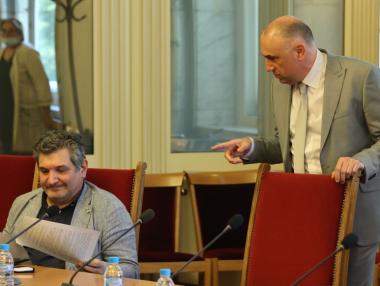 ИТН форсира битката за БНБ със спешна процедура за нов гуверньор