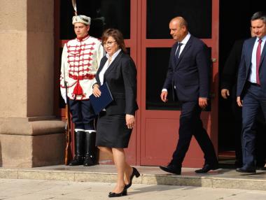 БСП продължава с опитите да състави кабинет