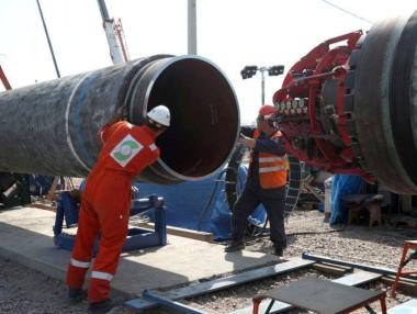 „Гaзпрoм“ обяви „Северен поток 2“ за завършен