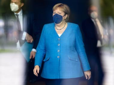 С напускането на Меркел мнозина предвиждат края на „златната ера“ за Германия