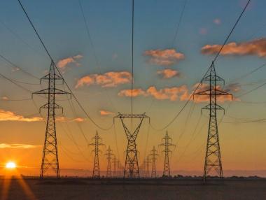 Пазарите на ток в България и Румъния се обединяват до дни