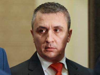 Александър Николов