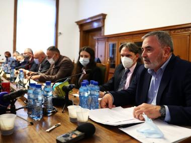 Кунчев: Омикрон е проблем за икономиката, а не за здравната система