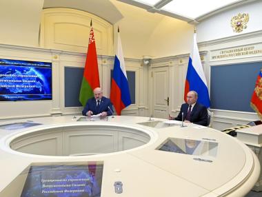 Путин започна ядрени учения с Лукашенко