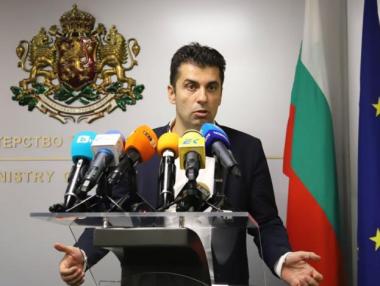 Петков не очаква военни действия в България