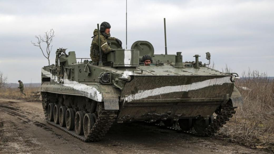 Украйна устоява на инвазията, а Русия е все по-изолирана