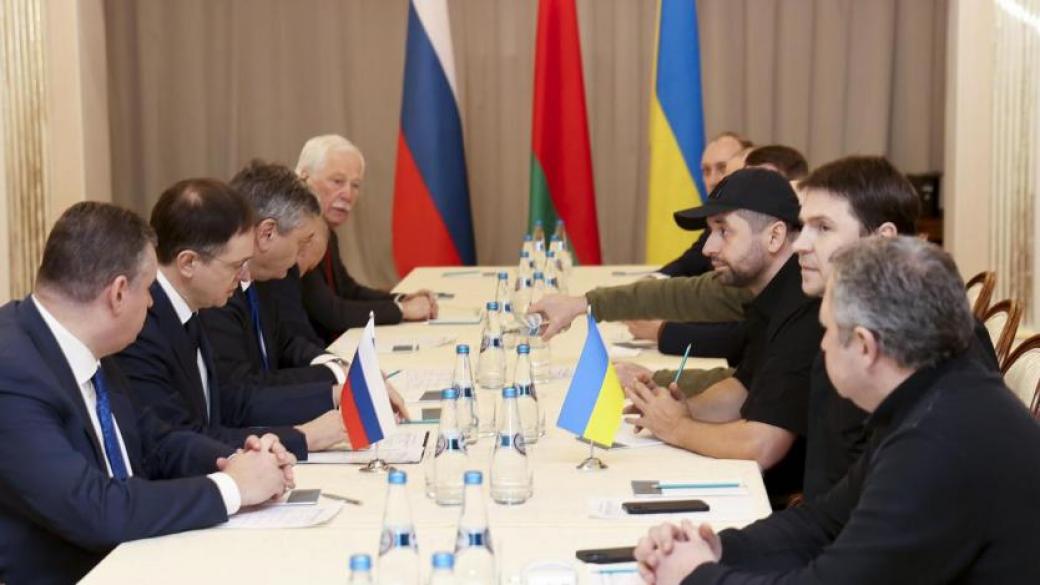 Русия и Украйна отново ще преговарят за мир, но на нова локация