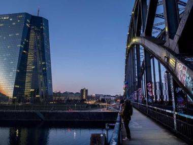 ЕЦБ предлага схема за обмяна на украински гривни срещу евро