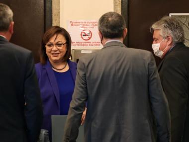 Нинова прокара закона за колекторите в Министерския съвет