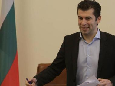 Петков: За юни вече имаме договорени два кораба с газ от САЩ
