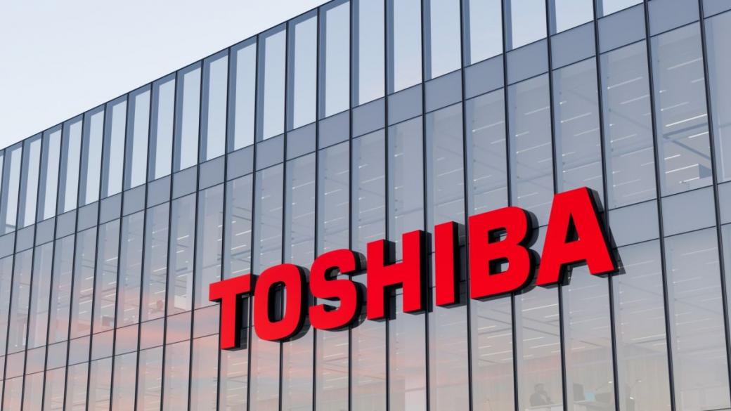 Toshiba получи 10 инвестиционни предложения