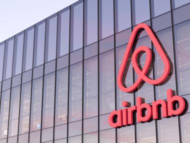 Подготвя се нова регулация на Airbnb в България