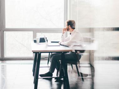 „Игра на криптотронове“: Идва ли зимата и на българския пазар на труда