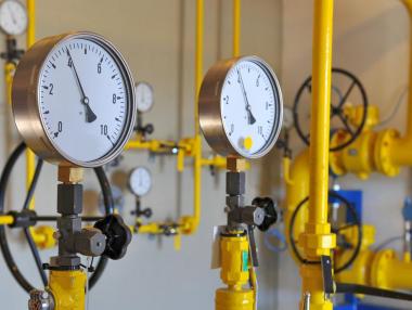 „Скандалният“ търг: Газ до края на годината ще има, но скъп