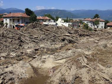 Отказът от застраховане и държавната намеса пречат на всички