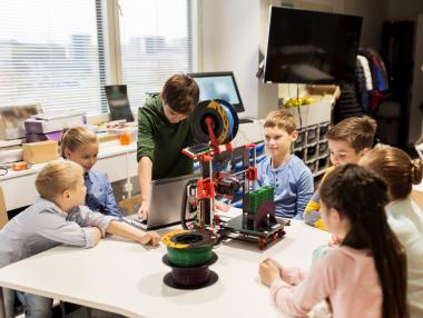 STEM кабинетите: ще променят ли българското образование?