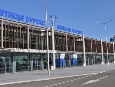 Служебният кабинет удължи концесията на летищата в Бургас и Варна