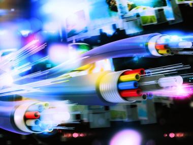 Технологичен пробив: Компютърен чип прехвърли целия интернет за 1 секунда