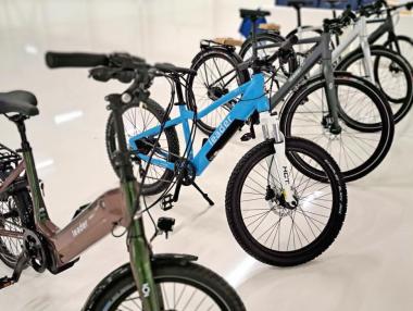 Държавата дава 1.5 млн. лв. за път до новия завод на „Е-Велокс“