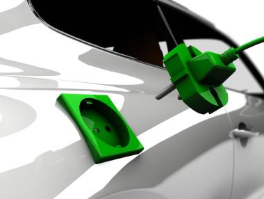 Все повече електромобили захранват домове с ток