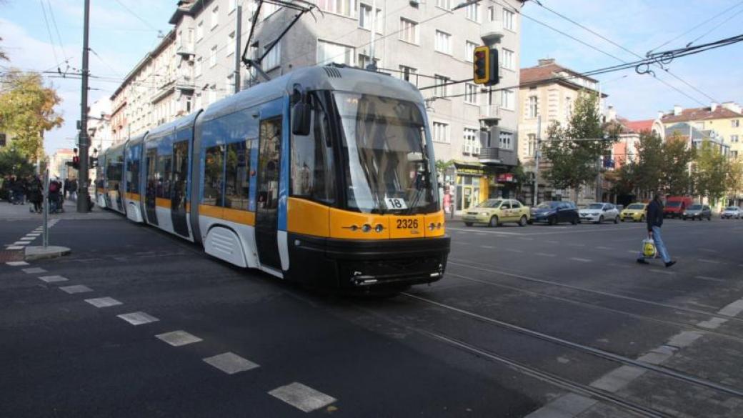 29 нови трамвая за 97 млн. лв. пристигат в София през 2023 г.