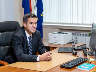 В България може да бъде изграден нов завод за електромобилни части