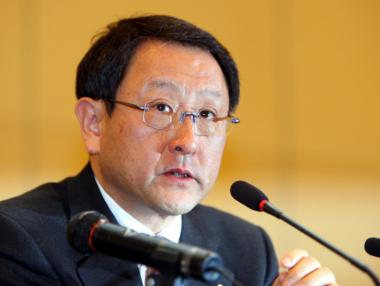 Toyota сменя ръководството си