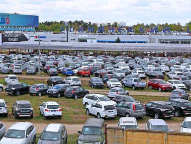 Hyundai преговаря с Казахстан за продажба на руския си завод