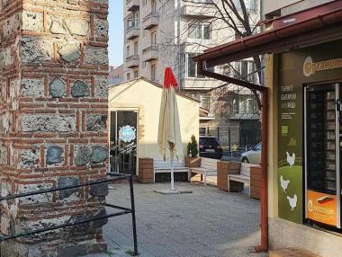 Organita отвори първия яйцемат в България