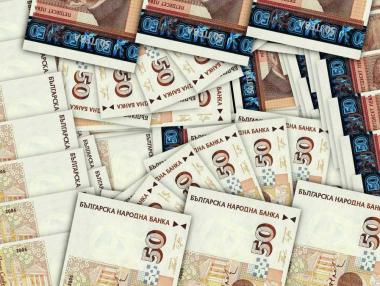 Смелост или некомпетентност? Експерти коментират заплахата за фалит на държавата