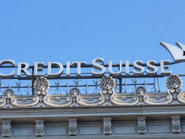 Швейцария заделя една трета от икономиката си за спасяване на банки