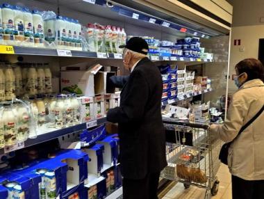 Вечерни новини: КЗК проверява търговските вериги за картел; Google пусна чатбота Bard