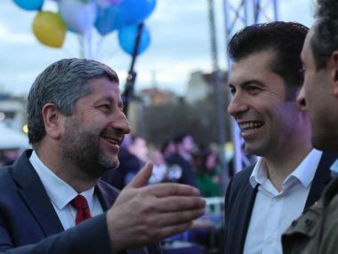 ПП-ДБ обещаха да не се коалират с ГЕРБ, само ще говорят с тях