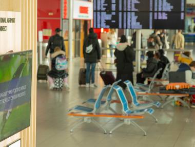 Трафикът на Летище София все още е под нивата от 2019 г.