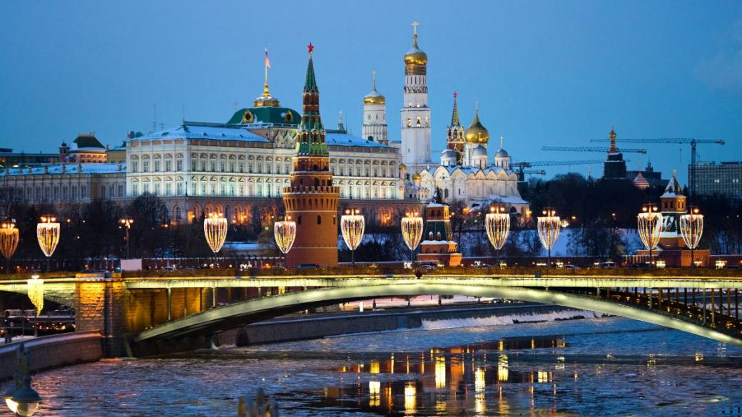 Руснаците прилагат трикове на черния пазар, за да измъкнат парите си