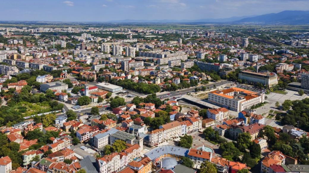 Почти половината жилищни сгради в България са необитавани