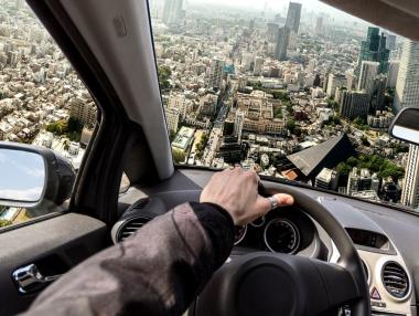 Колко близо сме всъщност до летящите коли?