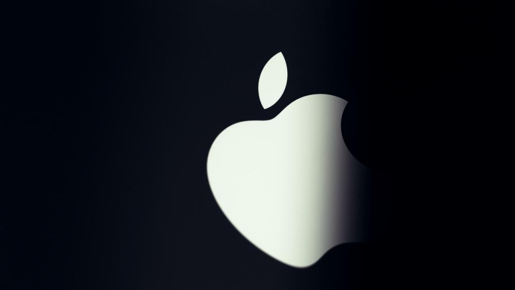 Сривът на iPhone води Apple към най-дългия спад от десетилетия