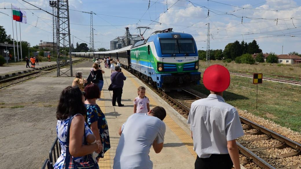 Транспортното министерство е готово с новите мегапоръчки за влакове