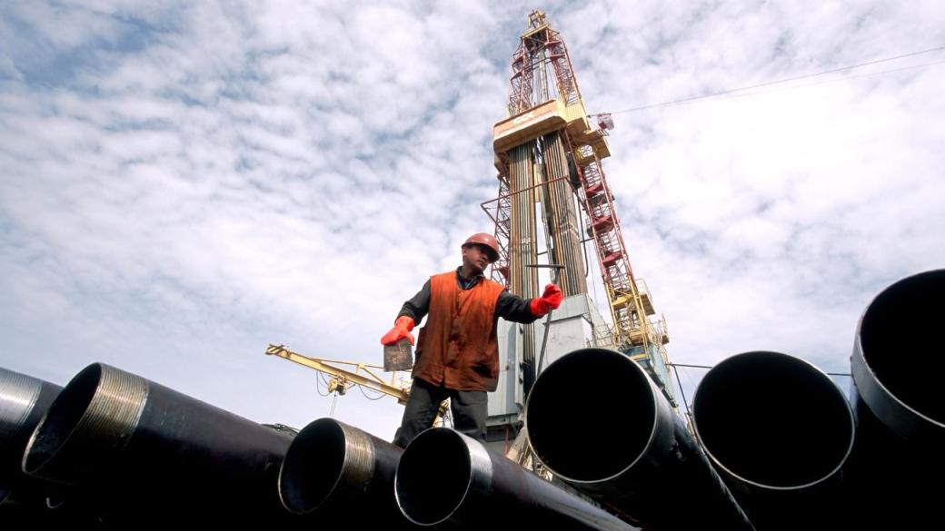 Нов рекорд за световното търсене на петрол