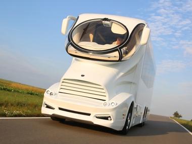 Имение на колела: Кой е най-луксозният кемпер в света?