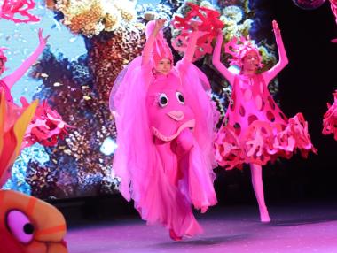 С подкрепата на Пощенска банка „Бон-бон мюзик“ представя спектакъла „Вълшебната корона“