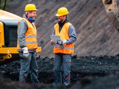 Минната индустрия все по-трудно намира кадри за зеления преход