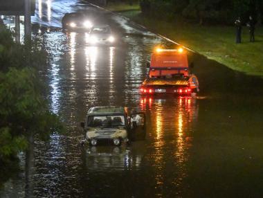 Държавата няма ресурс да помогне достатъчно на бедстващите хора