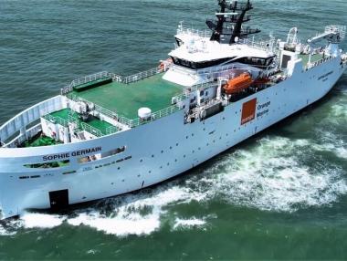 Sophie Germain, който ще ремонтира световния интернет с подводен робот