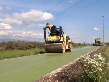 Загреб използва иновативно екоасфалтово покритие за велоалея