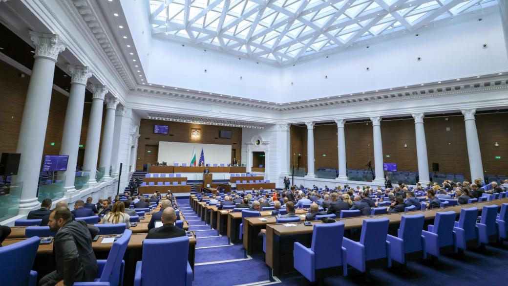Депутатите отхвърлиха ветото върху либерализацията на пазара на ток