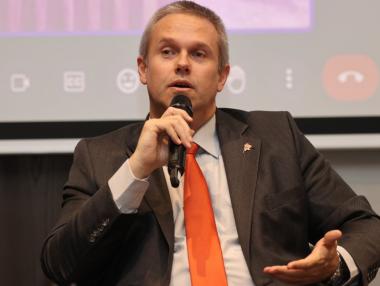 МЕУ ще работи за създаване на дигитално досие за всяка кола в България